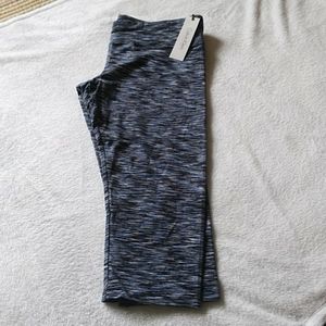 Calvin Klein performance capris NWT